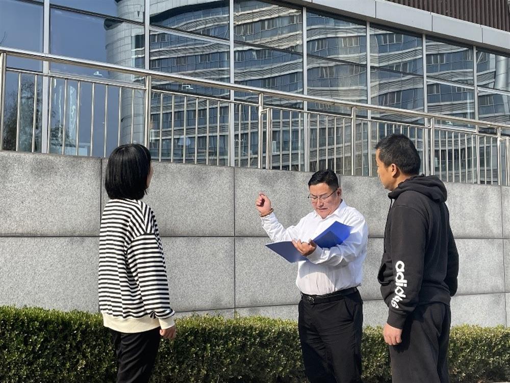 軍人風(fēng)采不褪色 敬業(yè)盡責展功勛