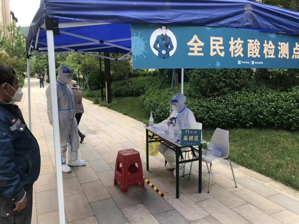 產(chǎn)發(fā)戰(zhàn)疫 | 園區(qū)巾幗不輸男兒，退伍黨員連續(xù)沖鋒在第一線