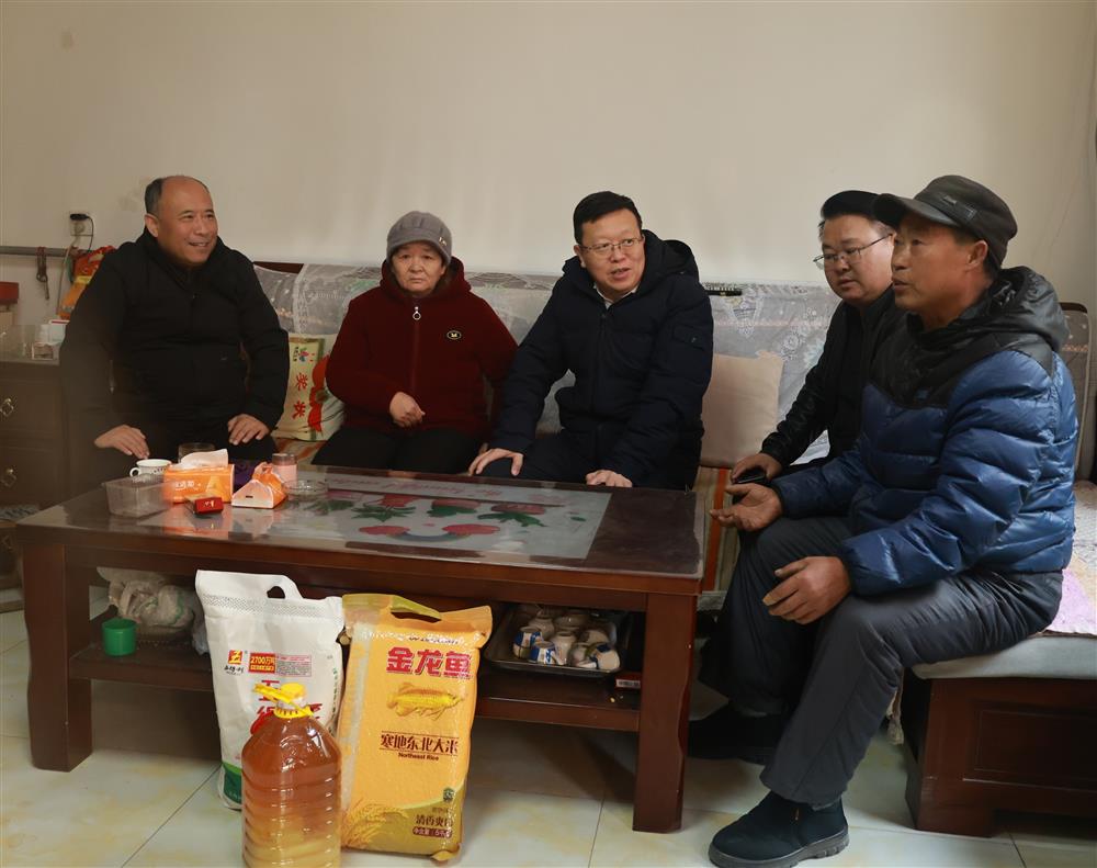 新春送溫暖 幫扶顯擔當！ 濟南產(chǎn)發(fā)集團走訪慰問“第一書記”幫扶村